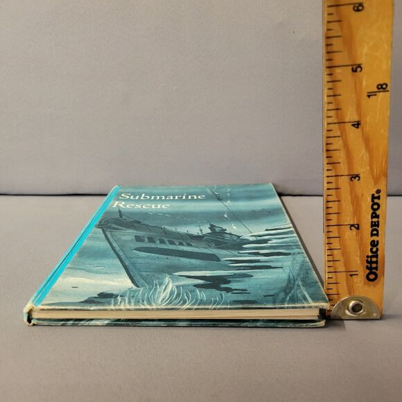 Vintage Submarine Rescue Deep Sea Adventure Series Book 3 Hardcover 1967 - Picture 14 of 16